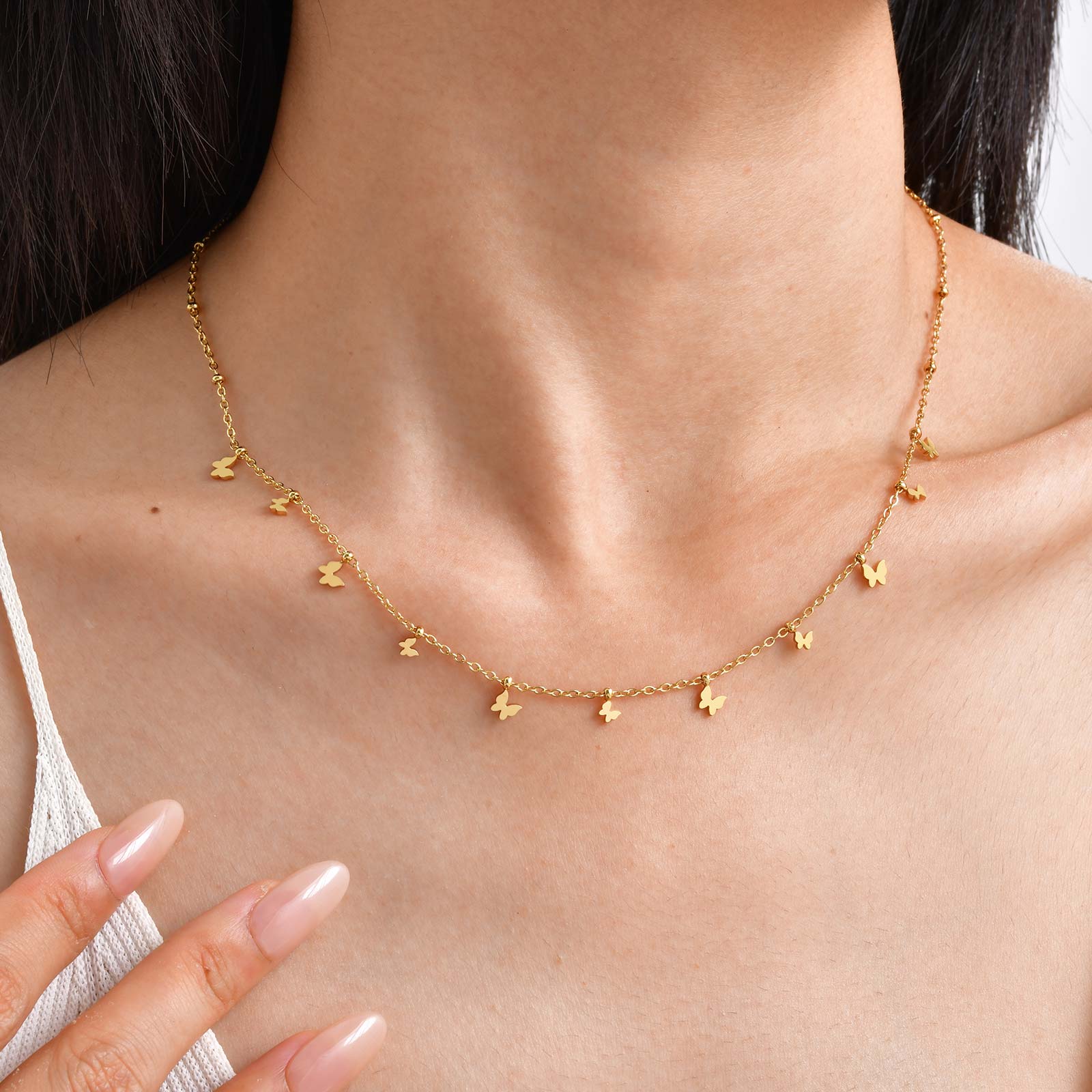 Collana delicata con farfalla  - Butterfly Clasp Deployant recensione e prezzo