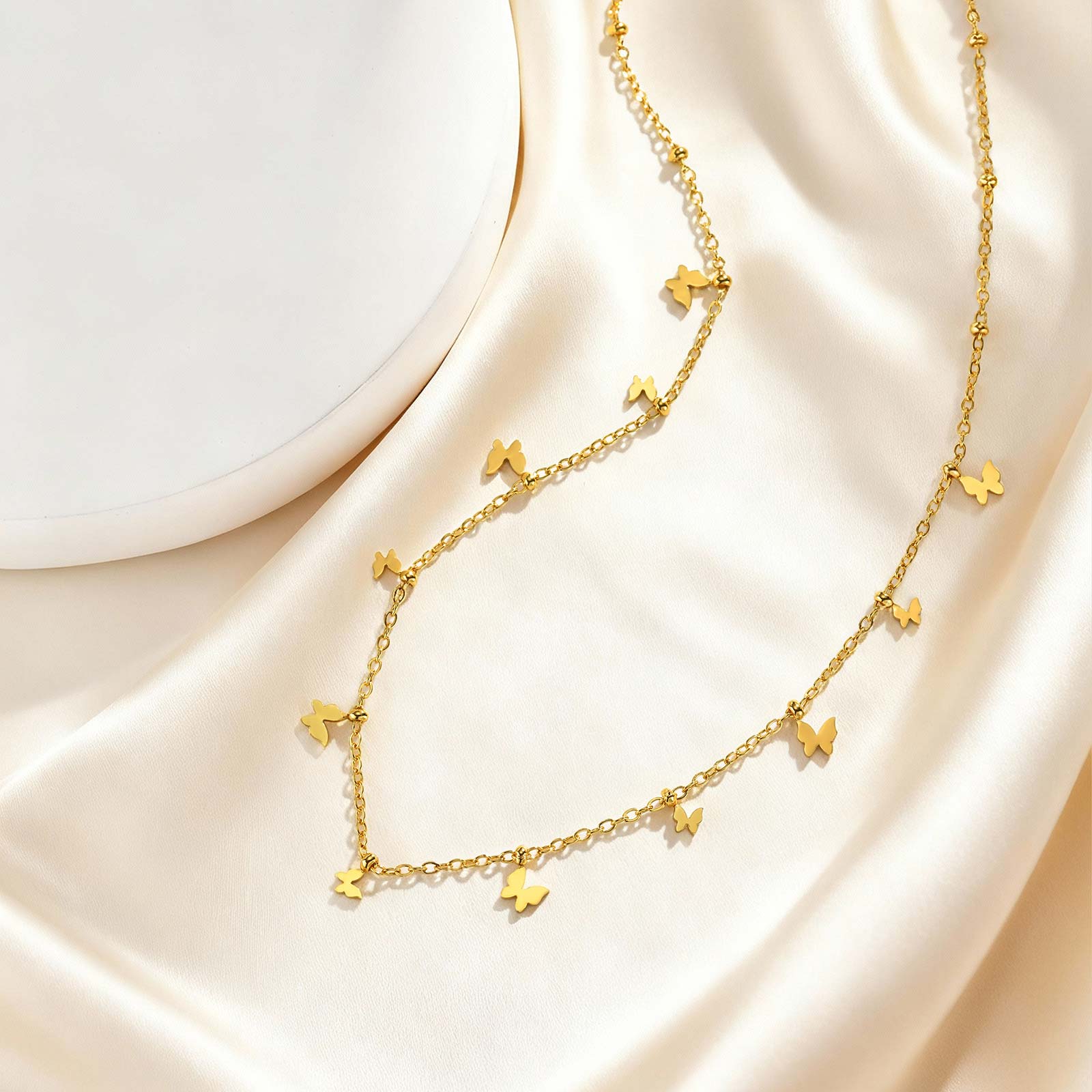 Collana delicata con farfalla  - Butterfly Clasp Deployant recensione e prezzo