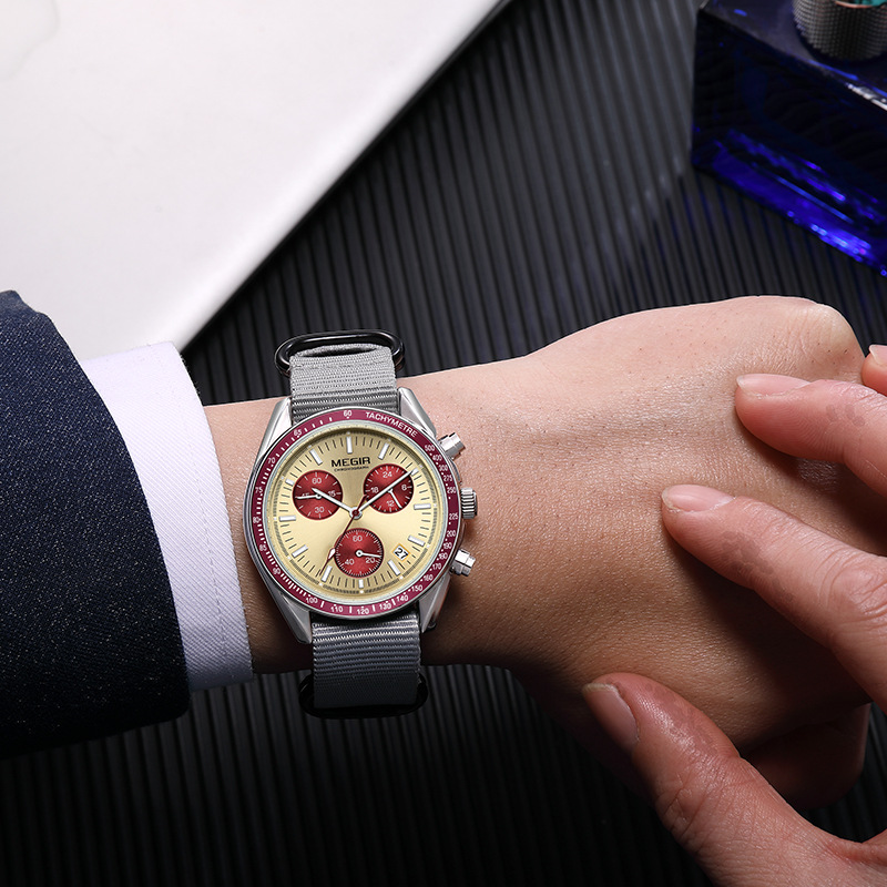 MEGIR 2247 Nuovo Orologio di L - Canvas Strap Watch recensione e prezzo